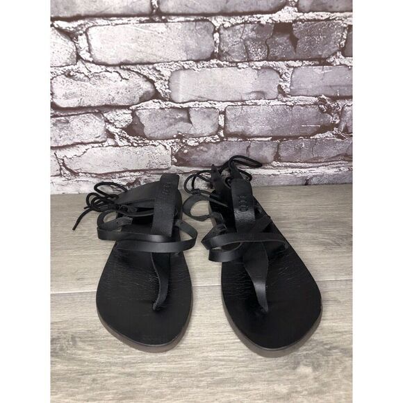 Free People Vacation Day Black Leather Gladiator Thong Sandal Size 39EU/8.5M US - Picture 2 of 16